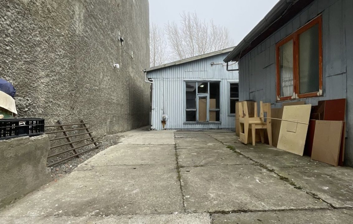 1532F795-4B17-4A49-B3A0-3E3ED2E6CACD