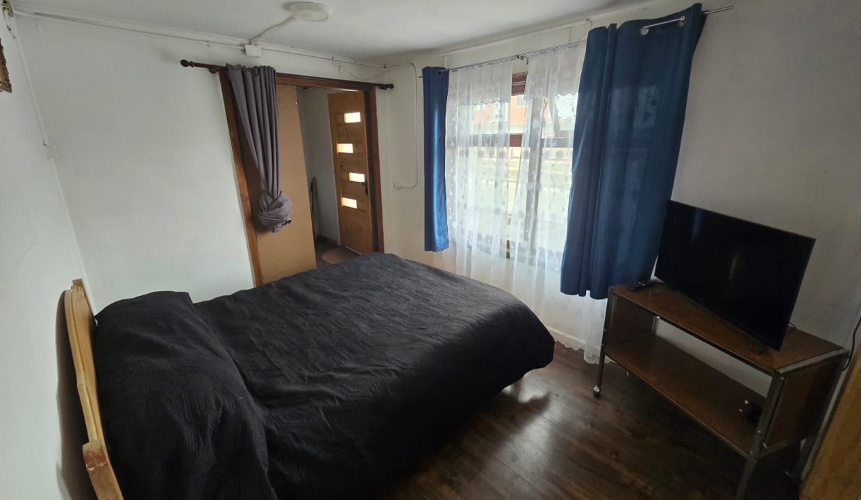 553B324B-207F-4A5B-8960-51E311FCA02B