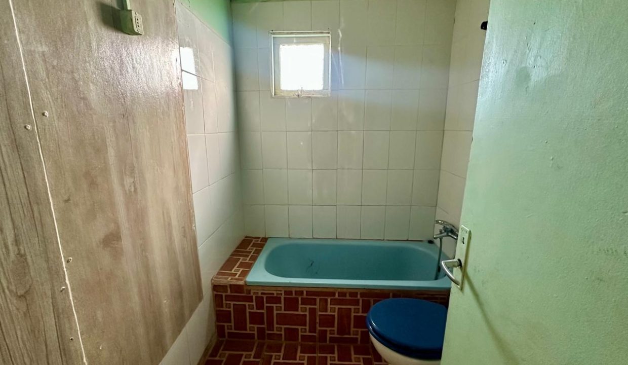 WhatsApp Image 2025-11-21 at 9.11.25 AM