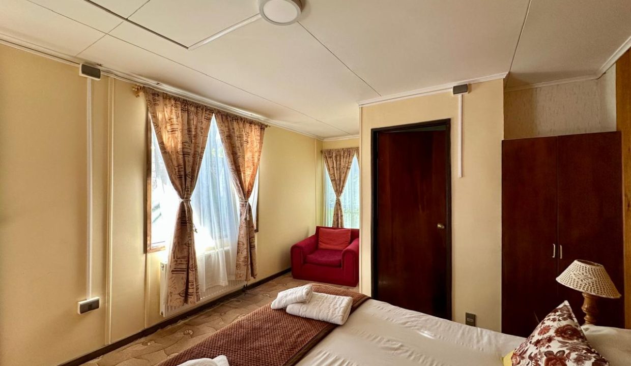 WhatsApp Image 2025-12-04 at 4.08.36 PM