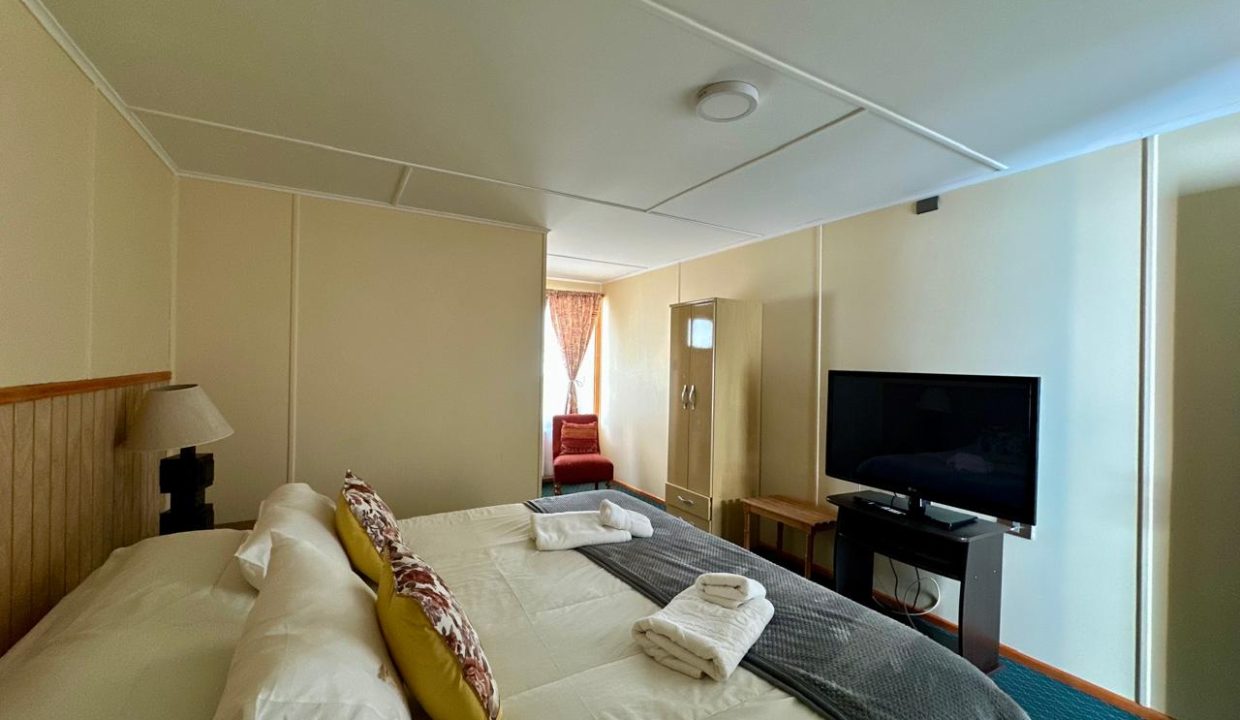 WhatsApp Image 2025-12-04 at 4.08.37 PM (10)