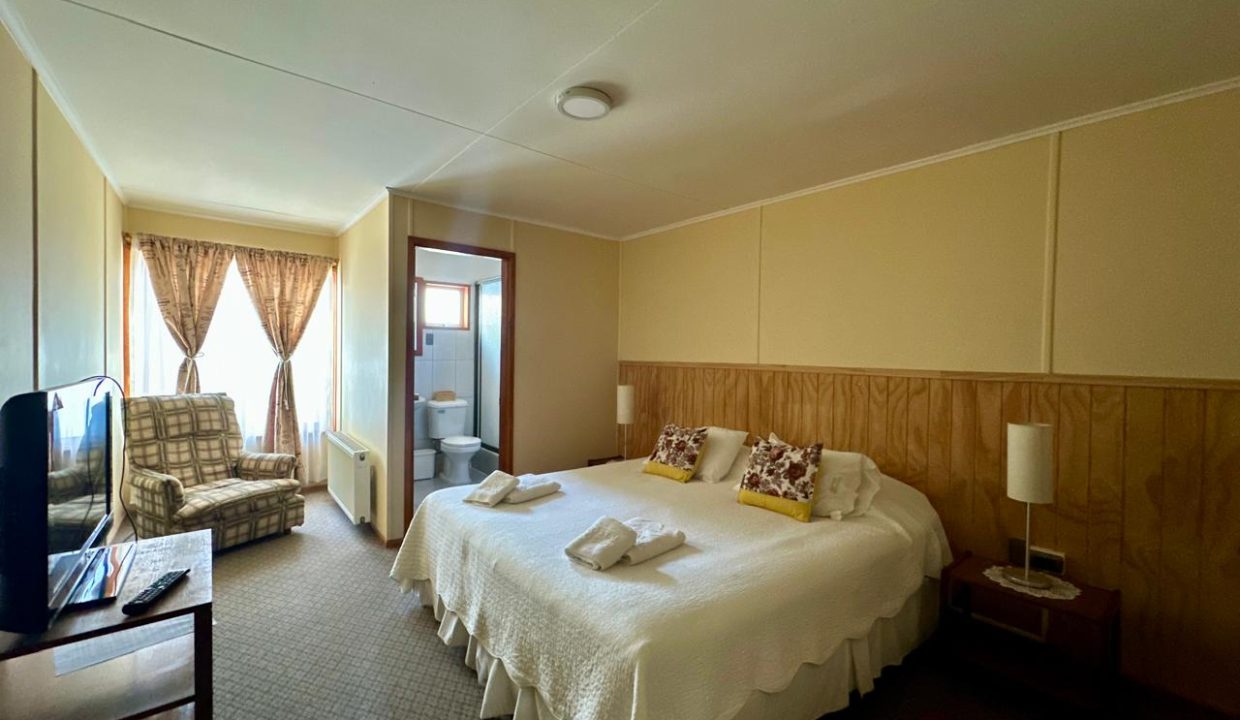 WhatsApp Image 2025-12-04 at 4.08.37 PM