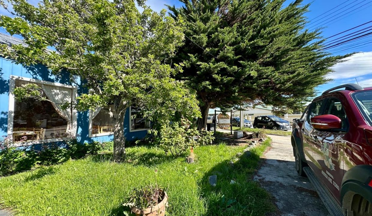 WhatsApp Image 2025-12-04 at 4.10.53 PM (1)